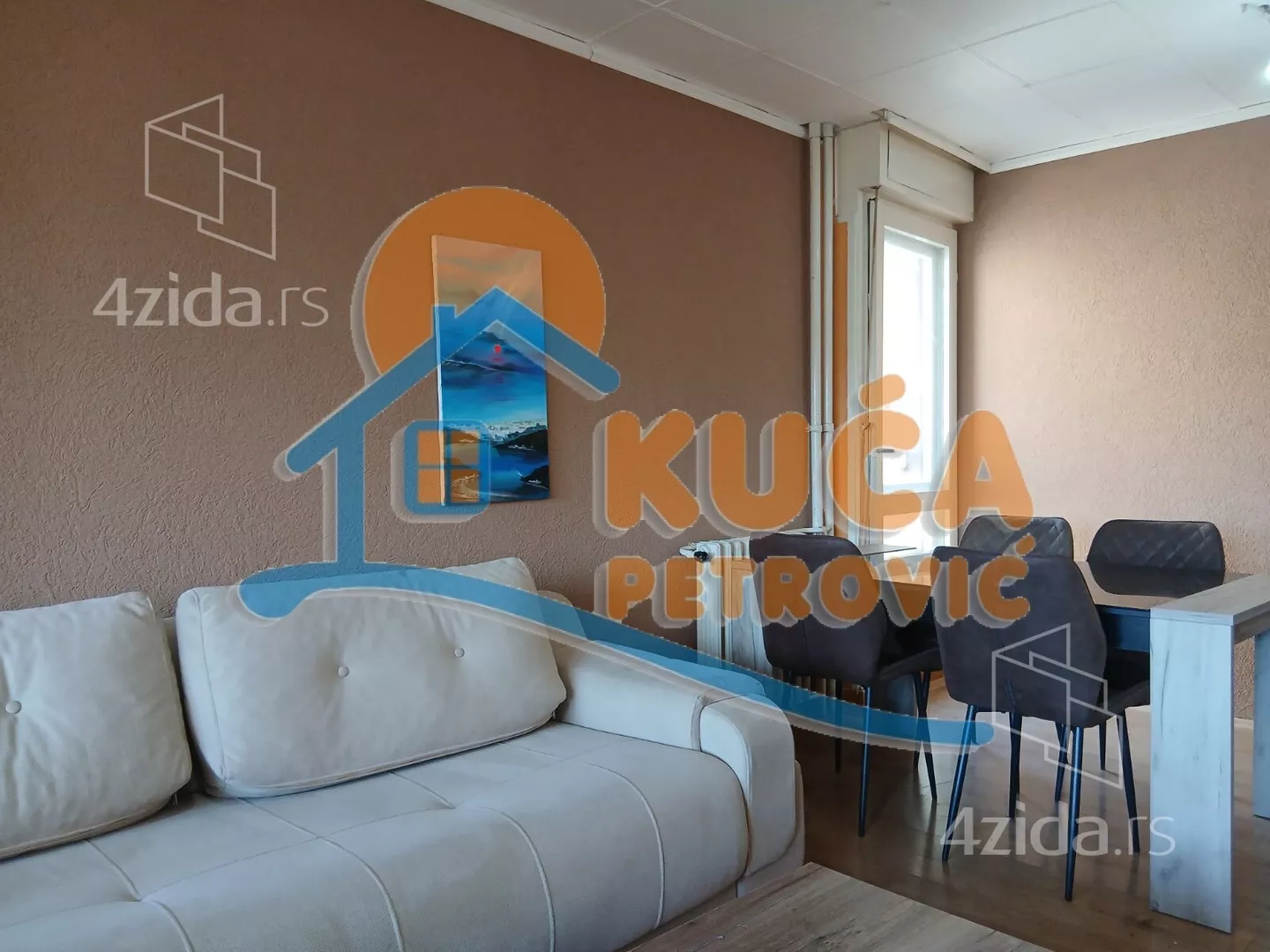 Dvoiposoban stan | 4zida