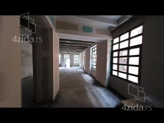 Lokal | 4zida
