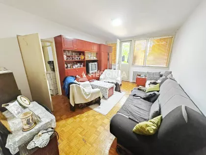 Mića Radakovića | 4zida.rs