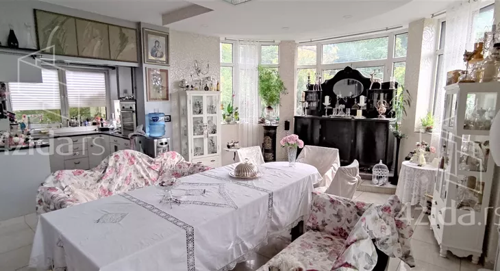 3-etažna kuća | 4zida