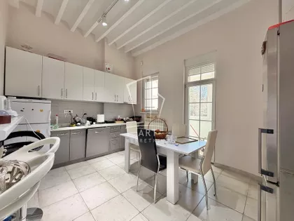 Milana Kašanina | 4zida.rs