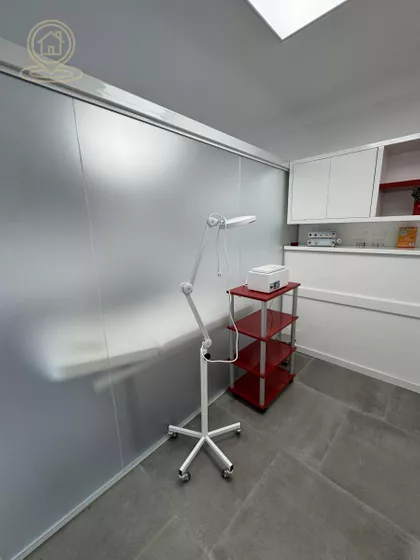 Crveni Krst Vračar | 4zida.rs