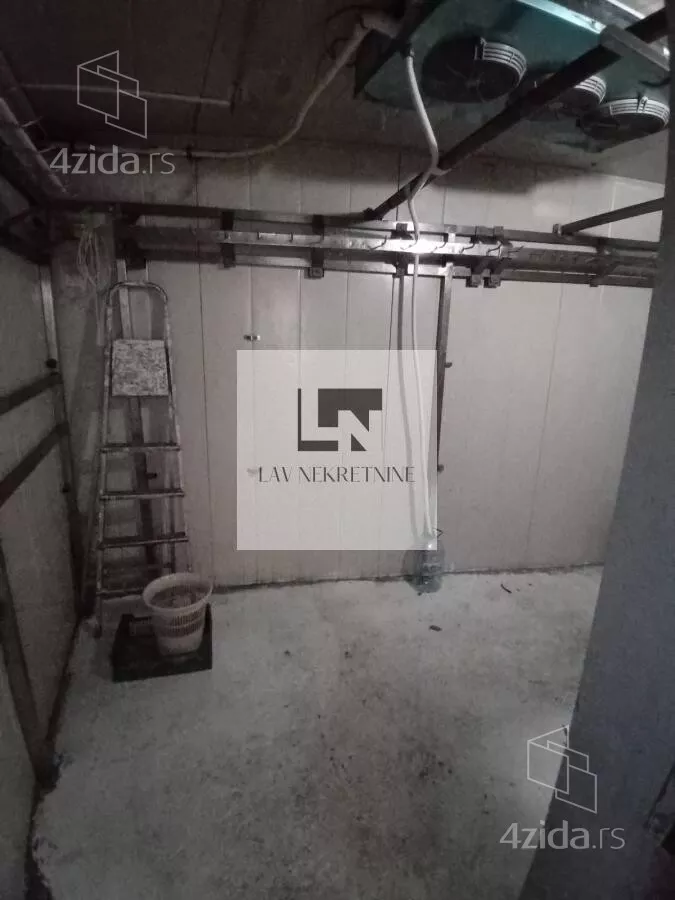 Lokal | 4zida