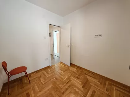 Cetinjska | 4zida.rs