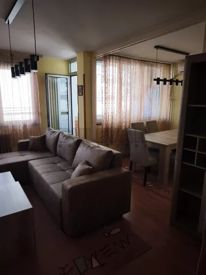 Cara Uroša | 4zida.rs