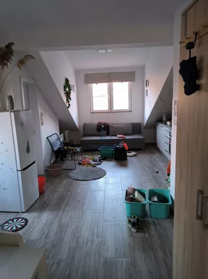 Osmog marta | 4zida.rs