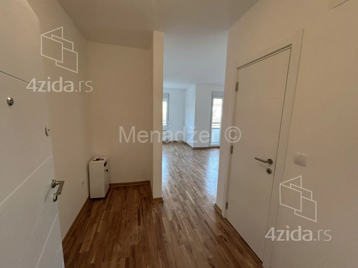 Dvoiposoban stan | 4zida