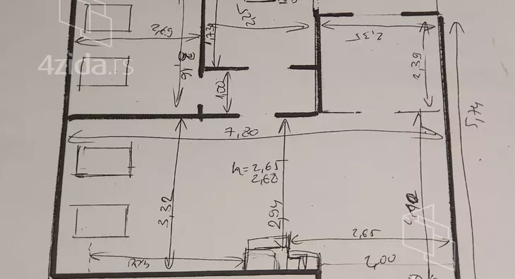 Jednoiposoban stan | 4zida