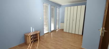 Tršćanska | 4zida.rs
