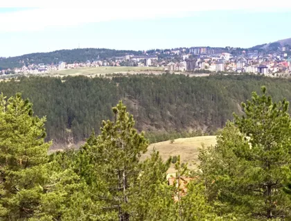 Okolne lokacije | 4zida.rs