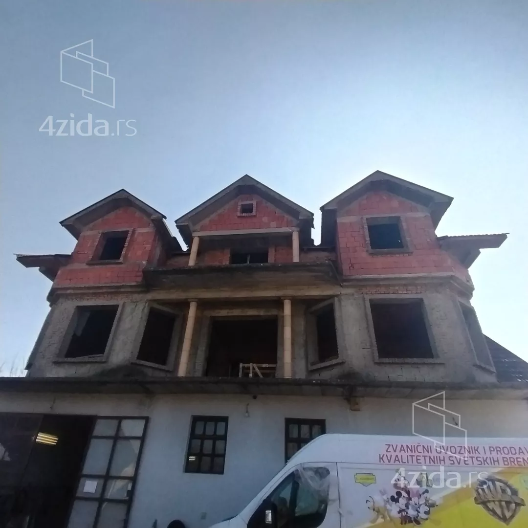 Poslovni prostor | 4zida