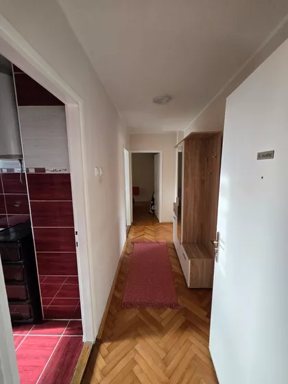 Trg Fontana 20 | 4zida.rs