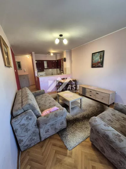 Cara Dušana | 4zida.rs