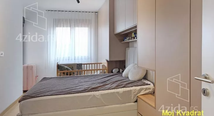 Petosoban stan | 4zida