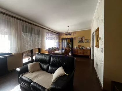 Gradske lokacije | 4zida.rs