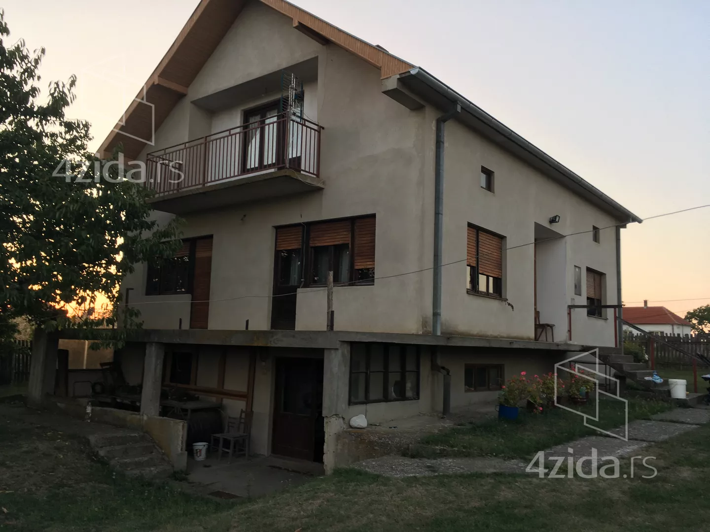 3-etažna kuća | 4zida