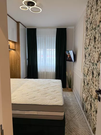 Orlovićeva | 4zida.rs