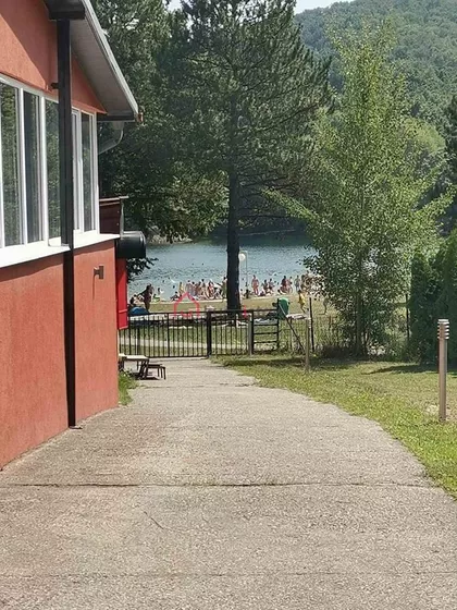 Borsko Jezero | 4zida.rs