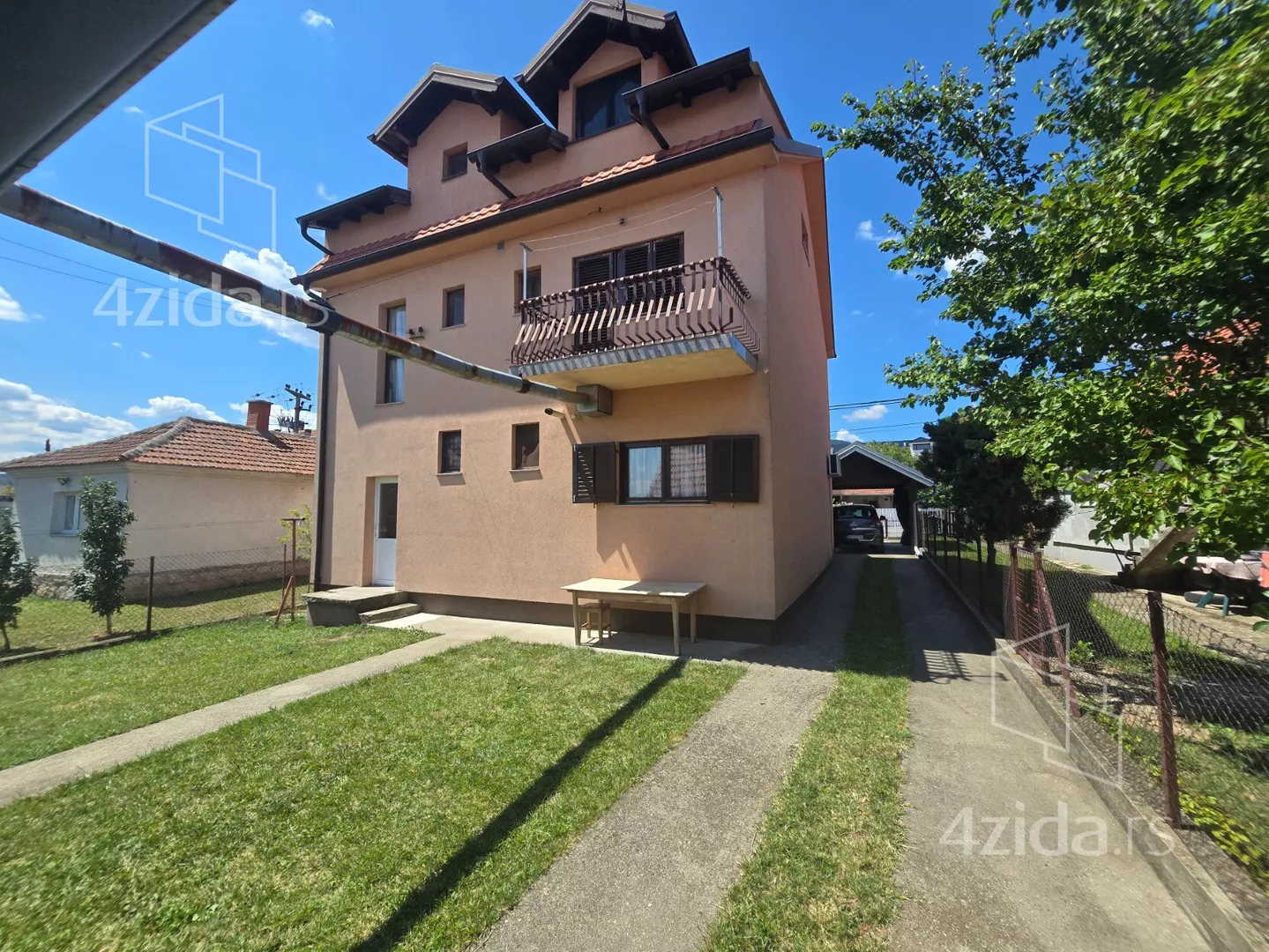 3-etažna kuća | 4zida