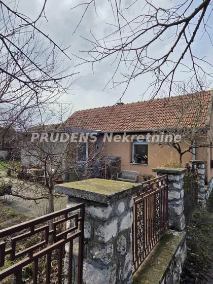 Dušana Vukasovića | 4zida.rs