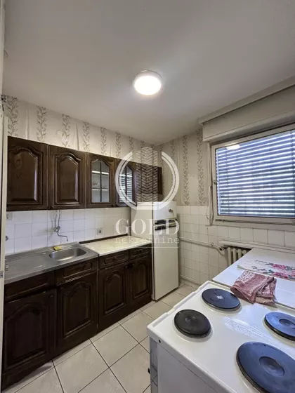 Bulevar Cara Lazara | 4zida.rs