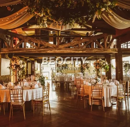 Surčin (mesto) | 4zida.rs