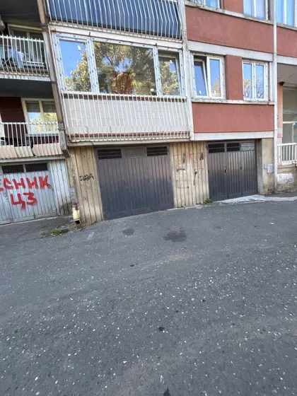 Resnik | 4zida.rs
