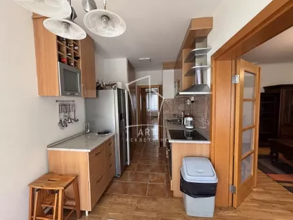 Pjarona de Mondezira | 4zida.rs