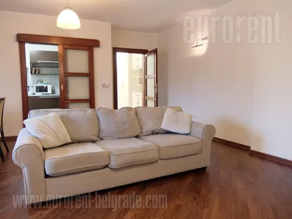 DEDINJE BELI DVOR | 4zida.rs