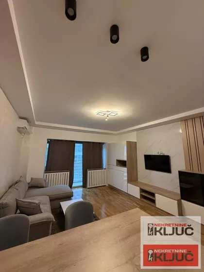 Bulevar Oslobođenja | 4zida.rs