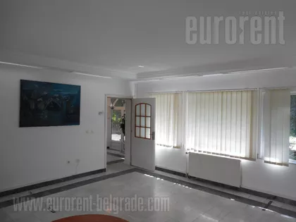 ZEMUN CENTAR | 4zida.rs