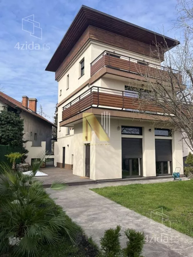 Kuća | 4zida