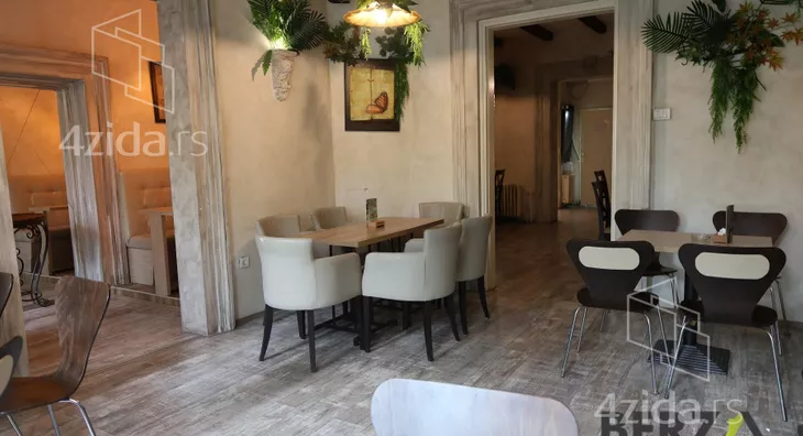Lokal | 4zida