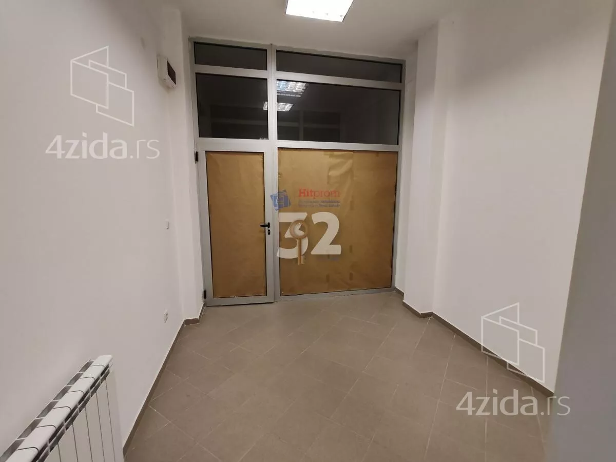 Lokal | 4zida