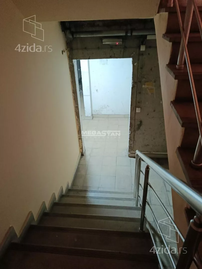 Garaža | 4zida