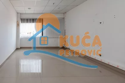 Ivana Milutinovića | 4zida.rs