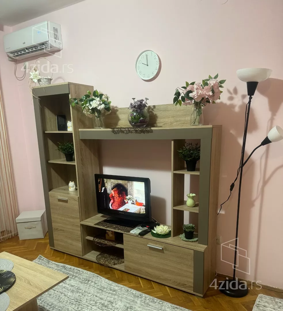Garsonjera | 4zida
