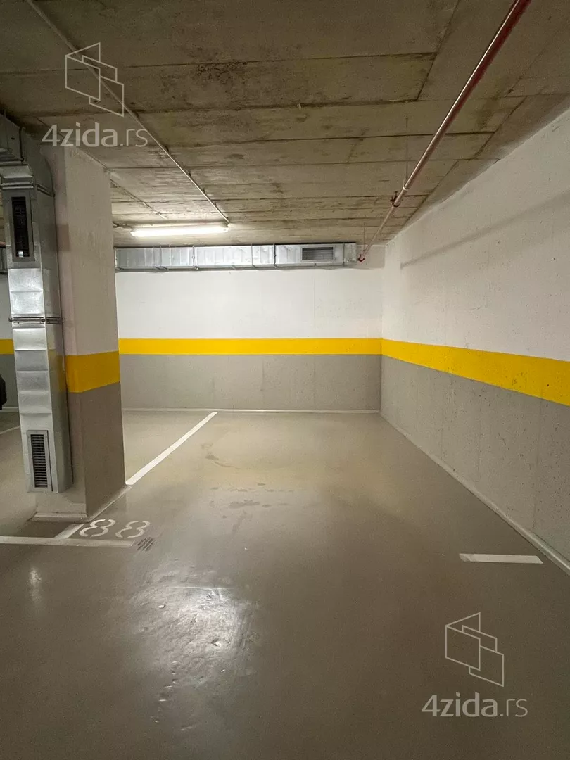 Parking | 4zida