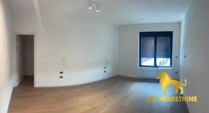 OMLADINSKIH BRIGADA | 4zida.rs