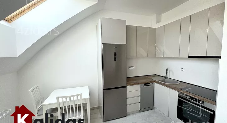 Šestosoban stan | 4zida