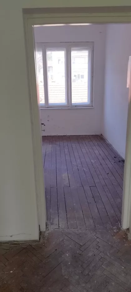 Trg Topličkih junaka | 4zida.rs