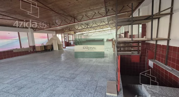 Poslovni prostor | 4zida