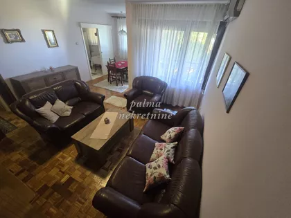 Stari Grad | 4zida.rs