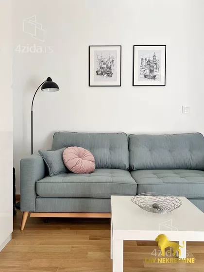 TRG KOMENSKOG | 4zida.rs