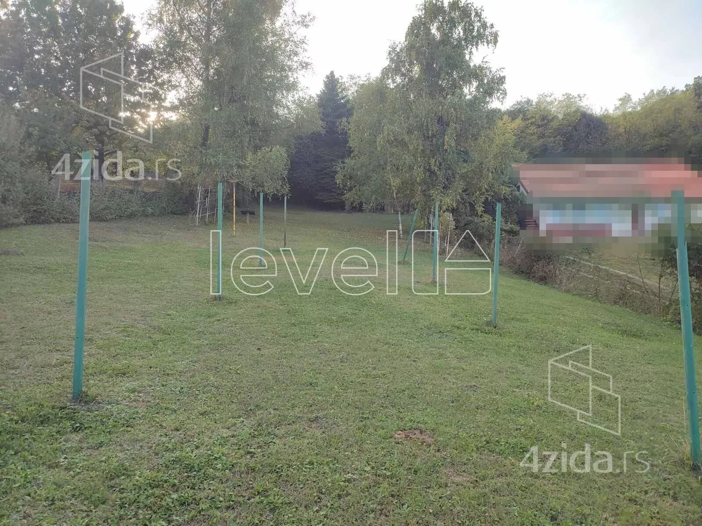 Plac | 4zida
