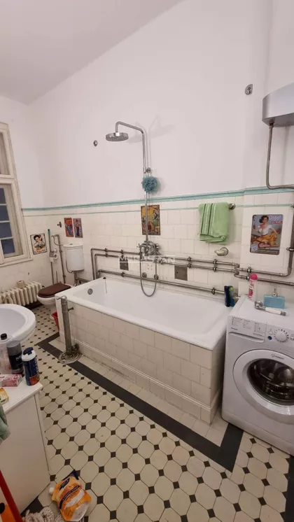 Dečanska | 4zida.rs