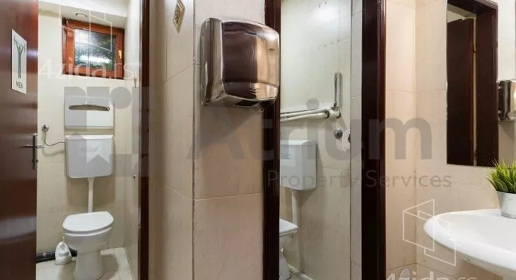 Poslovna zgrada | 4zida