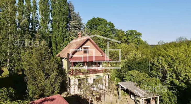 Kuća | 4zida