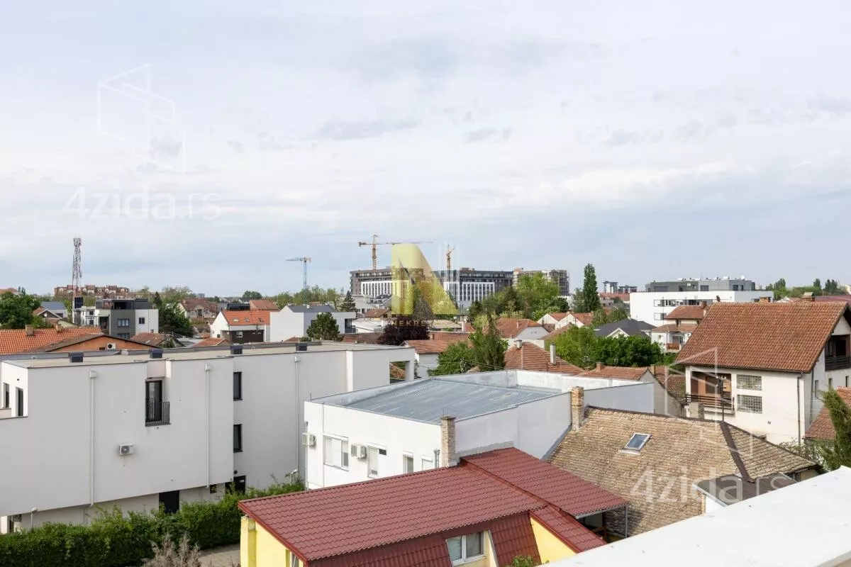 Petosoban stan | 4zida