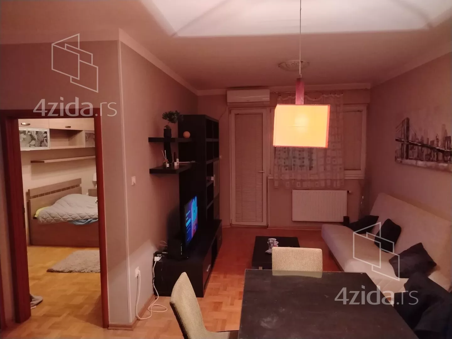 Jednoiposoban stan | 4zida